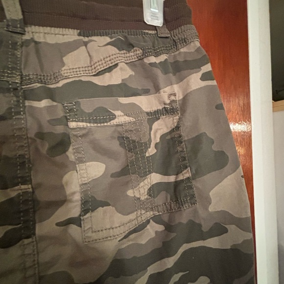 Sonoma Camo Cargo Mini Skort, NWT, Size S - Picture 3 of 10
